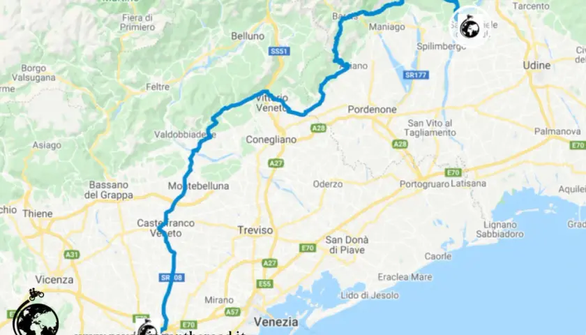 Mappa del Veneto con itinerario moto che include la sella Carnizza. Percorso da Vicenza verso nord-est, passando per Belluno, Udine e arrivando vicino al mare.