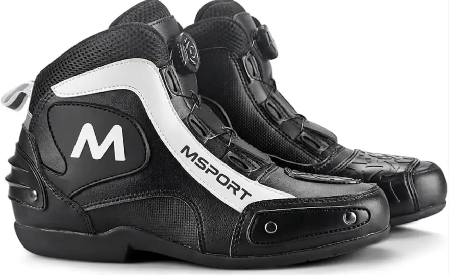 Suola stivali moto: grip, comfort e sicurezza. La guida definitiva