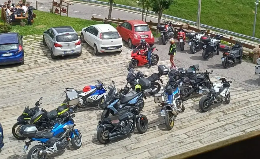 Colle di Zambla in moto - Guida completa per un giro perfetto