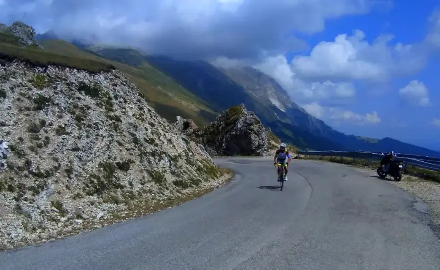 Forca di Presta in moto - Guida completa ai Sibillini