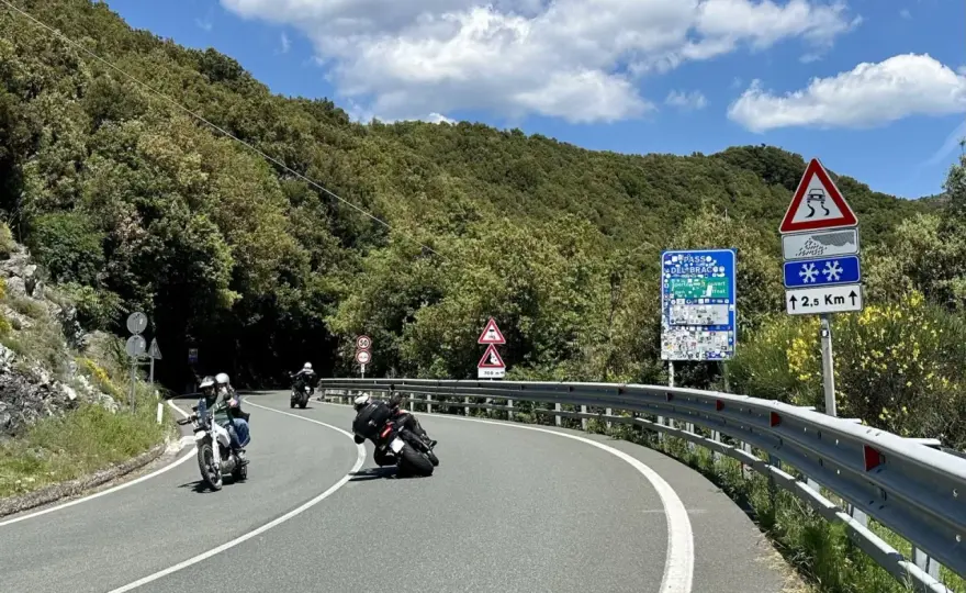 Passo del Bracco in Moto - La Guida Definitiva