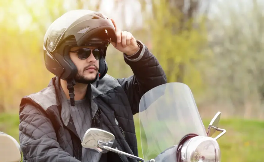 Parti del casco moto - Guida completa per scegliere il tuo