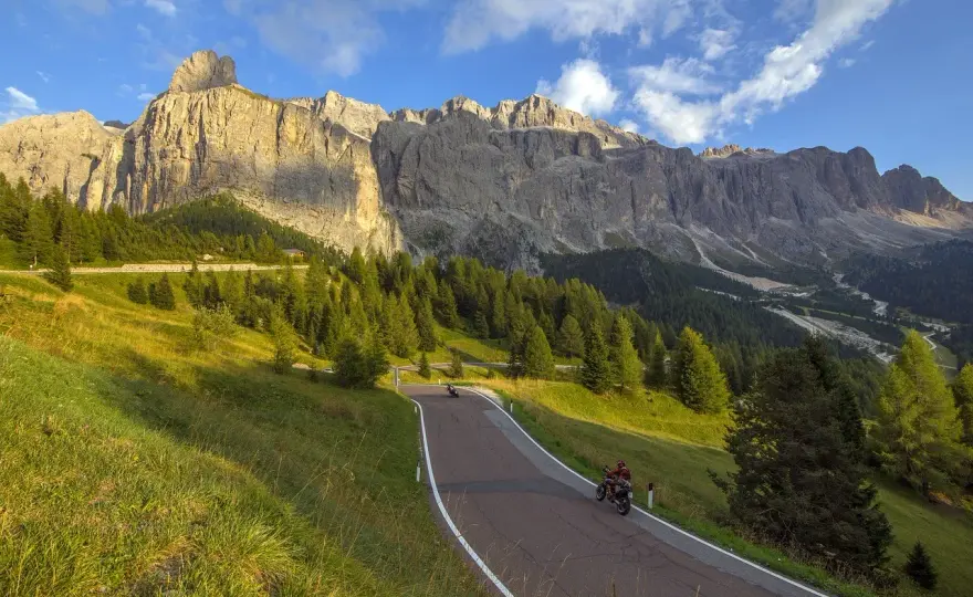 Dolomiti in moto - Itinerari perfetti e consigli utili