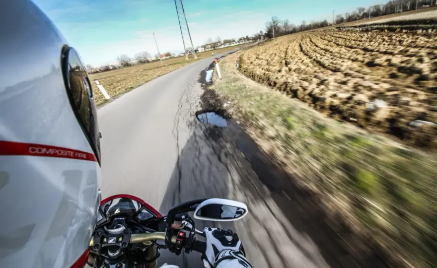 Gergo motociclistico italiano - Guida per capirlo e usarlo