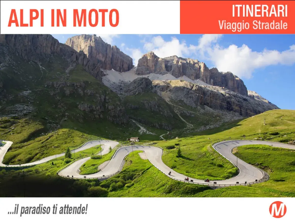 Strada tortuosa tra le montagne, ideale per un viaggio in moto. Un elenco di passi alpini italiani ti aspetta per un'avventura indimenticabile.